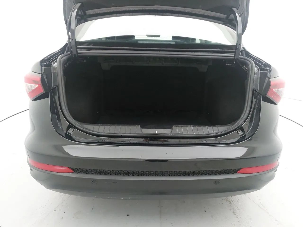 Fiat Cronos DRIVE 1.3 8V Flex Aut., foto 9 de 18