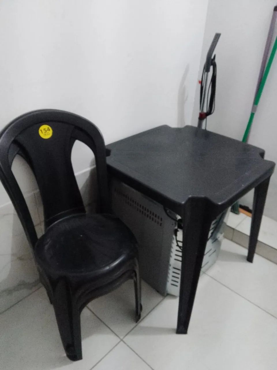 1 mesa e 2 cadeiras Tramontina 