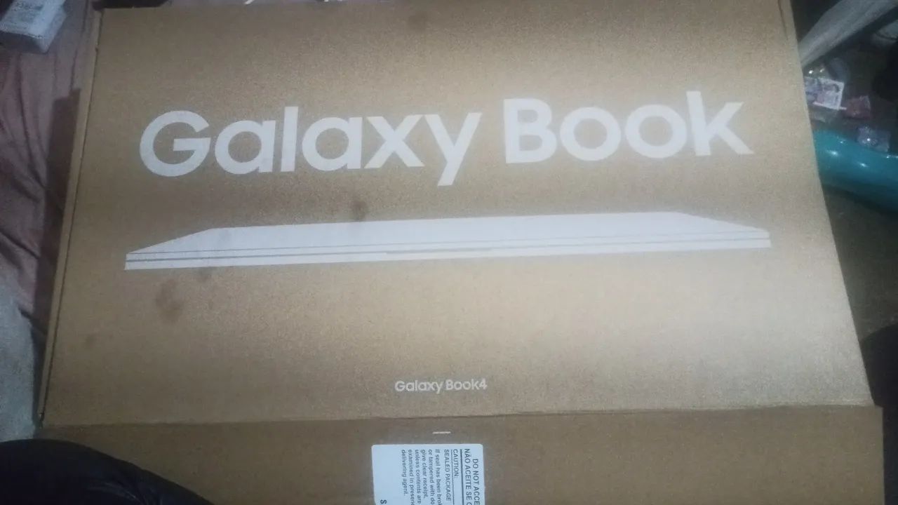 Notebook Samsung book 4 Intel core i3 windows 11 