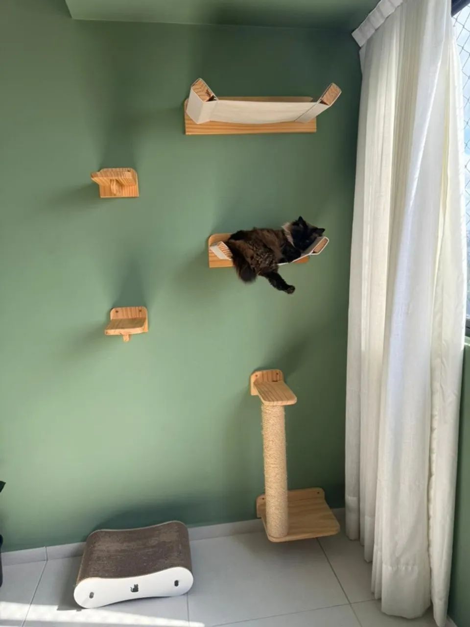 Playground para GATOS de MADEIRA. Arranhadores, Redes, casinha e ponte. CATBOSS - Foto 4