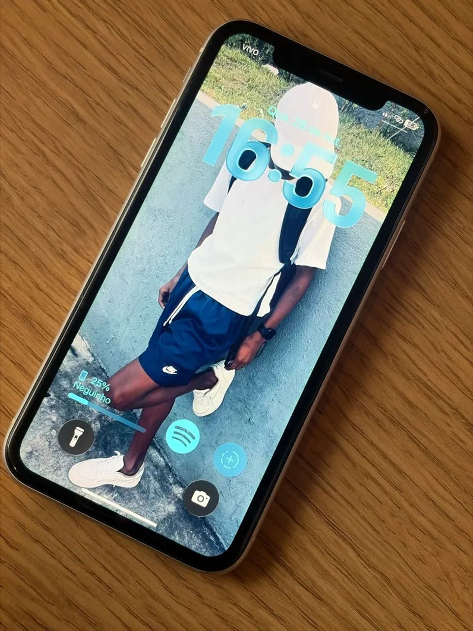 iPhone 11 zerado sem detalhe nenhum 