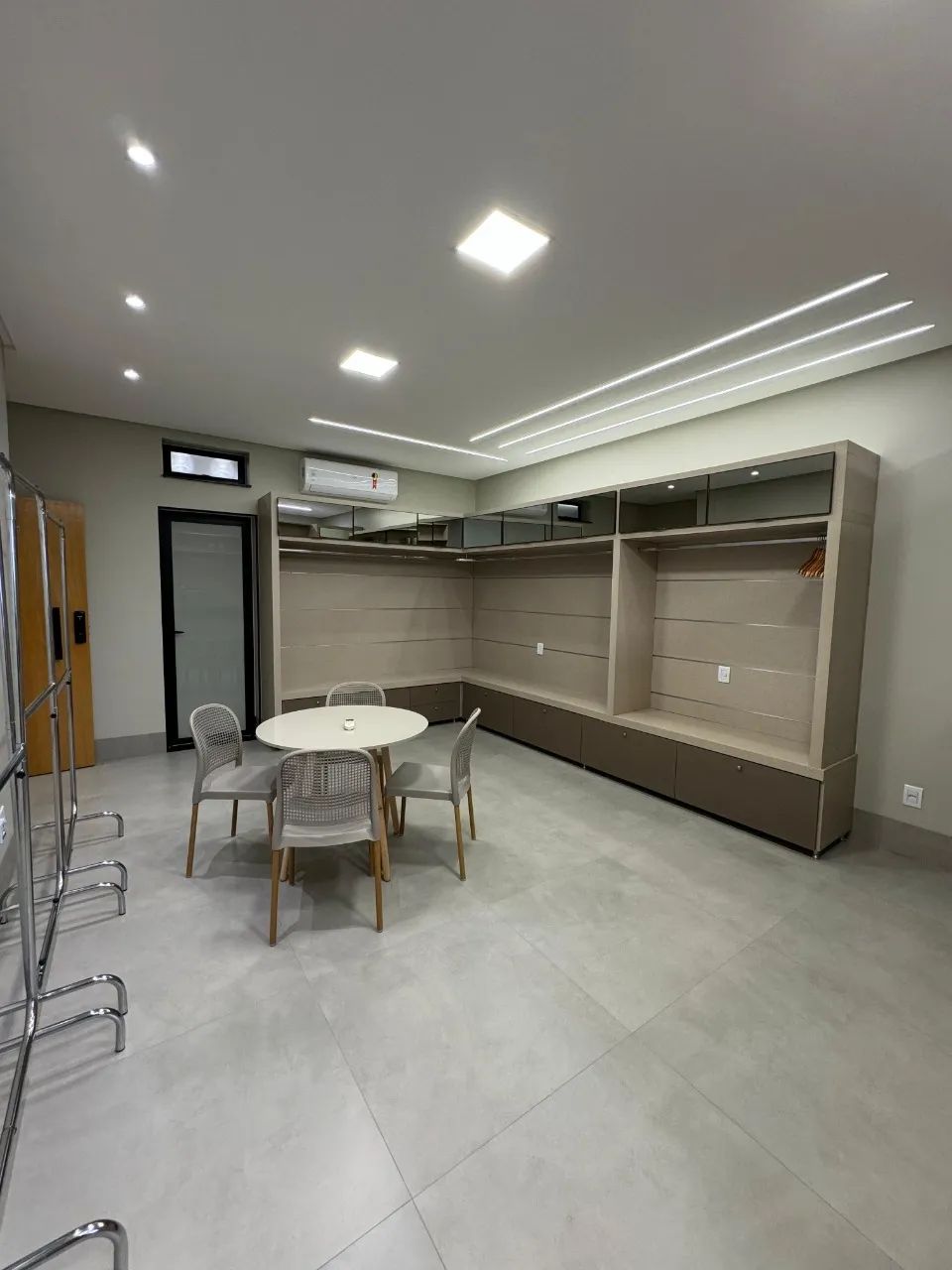 Sala Comercial Mobiliada no Setor Bueno - Foto 5