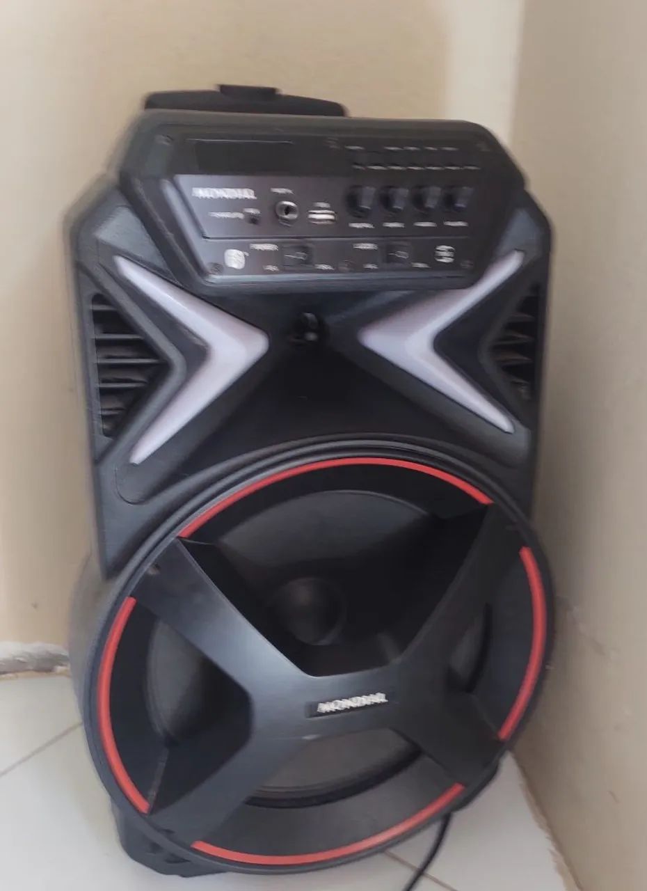 Caixa de som Mondial em prefeito estado