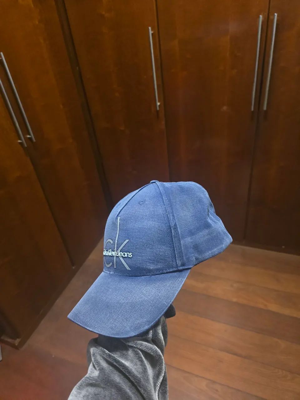 Boné Calvin Klein ORIGINAL (NOVO) - Foto 2