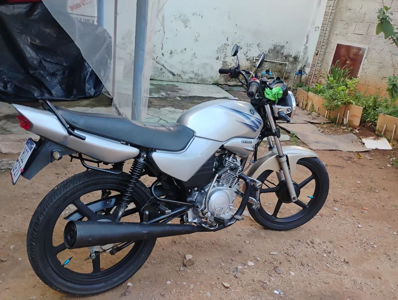 Vendo ybr 2006