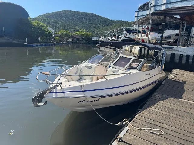 Lancha Focker 240