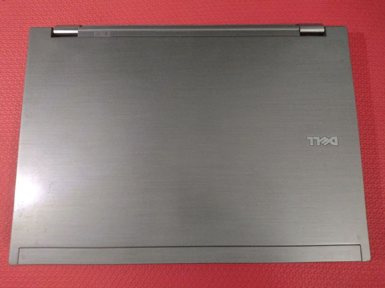 Vendo notebook Dell, liga, tela quebrada - Foto 2
