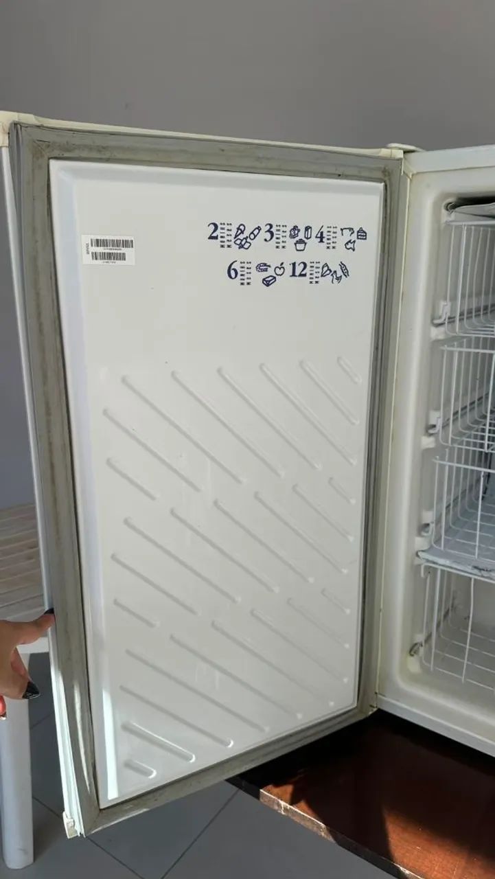 Vendo freezer Consul Compacto 100 litros, - Foto 5