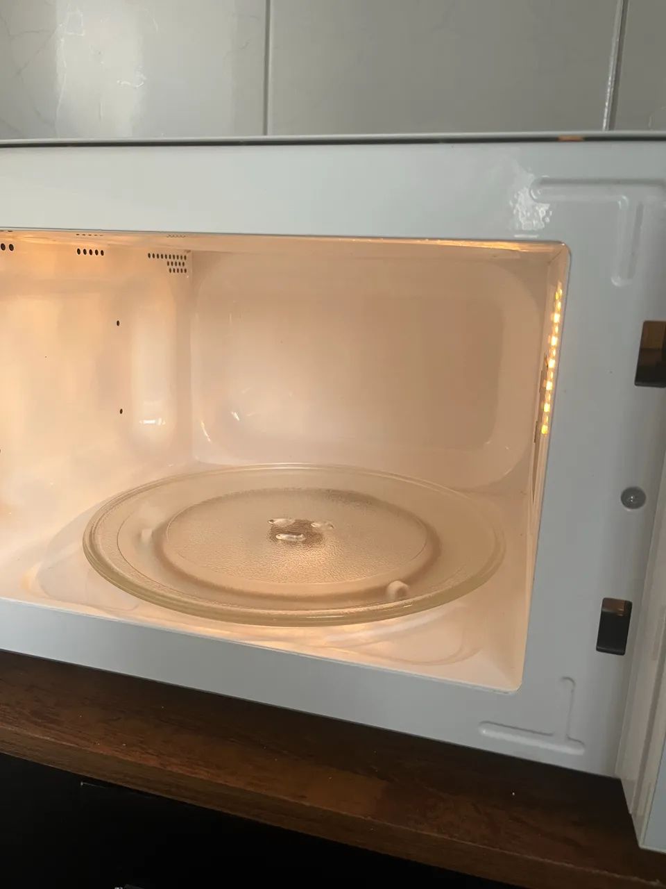 Microondas Britânia  - Foto 2