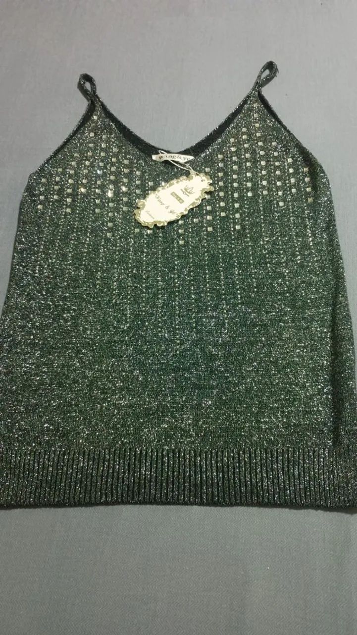 Nova!!! Blusa preta de alça elegante  com Pedrinhas Nova!!! - Foto 2