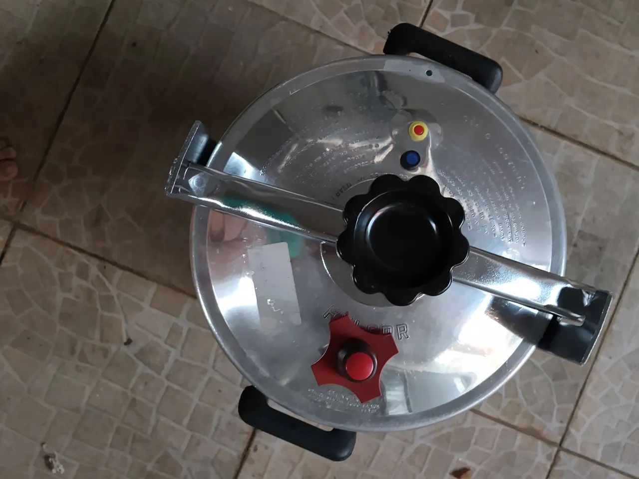 Panela  de pressão 30 lts industrial - Fulgor - Foto 3