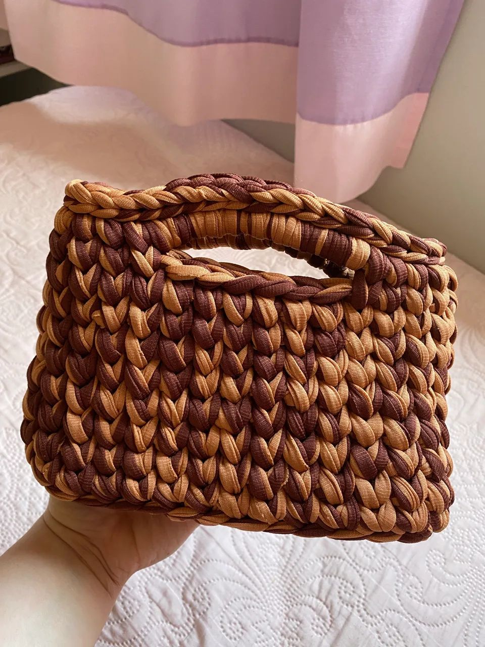 Bolsa de Crochê Artesanal Marrom e Caramelo - Foto 2