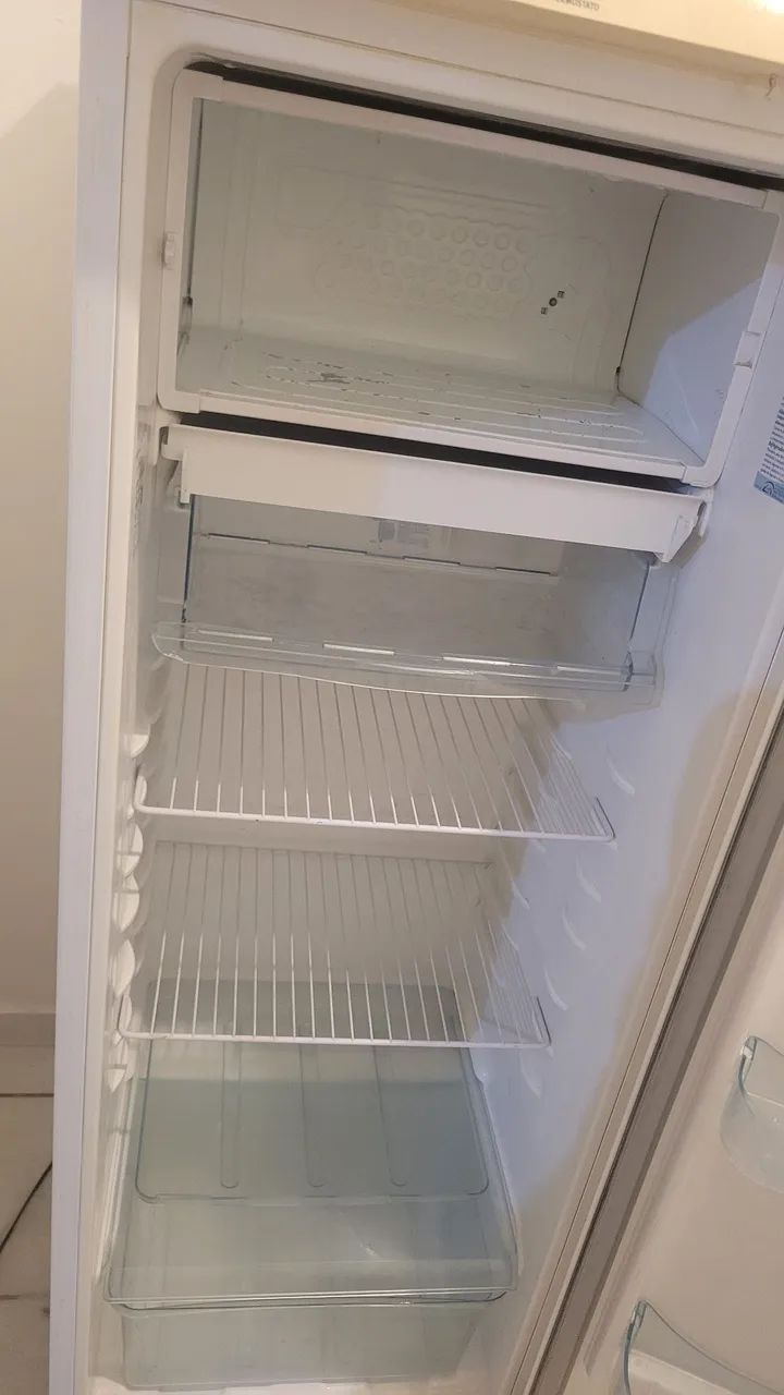 Geladeira Electrolux Defrost - Foto 3