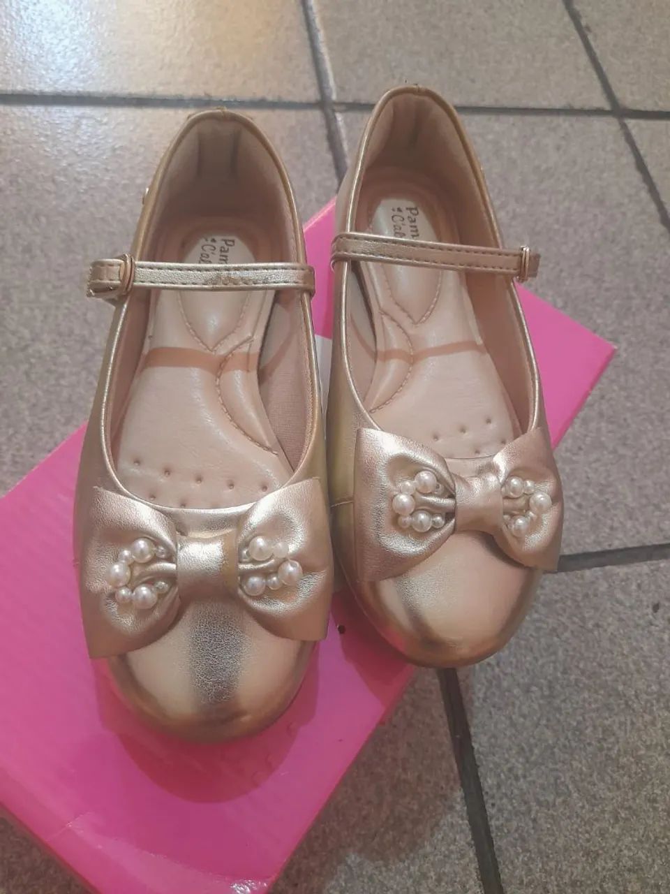 Sapato Dourado