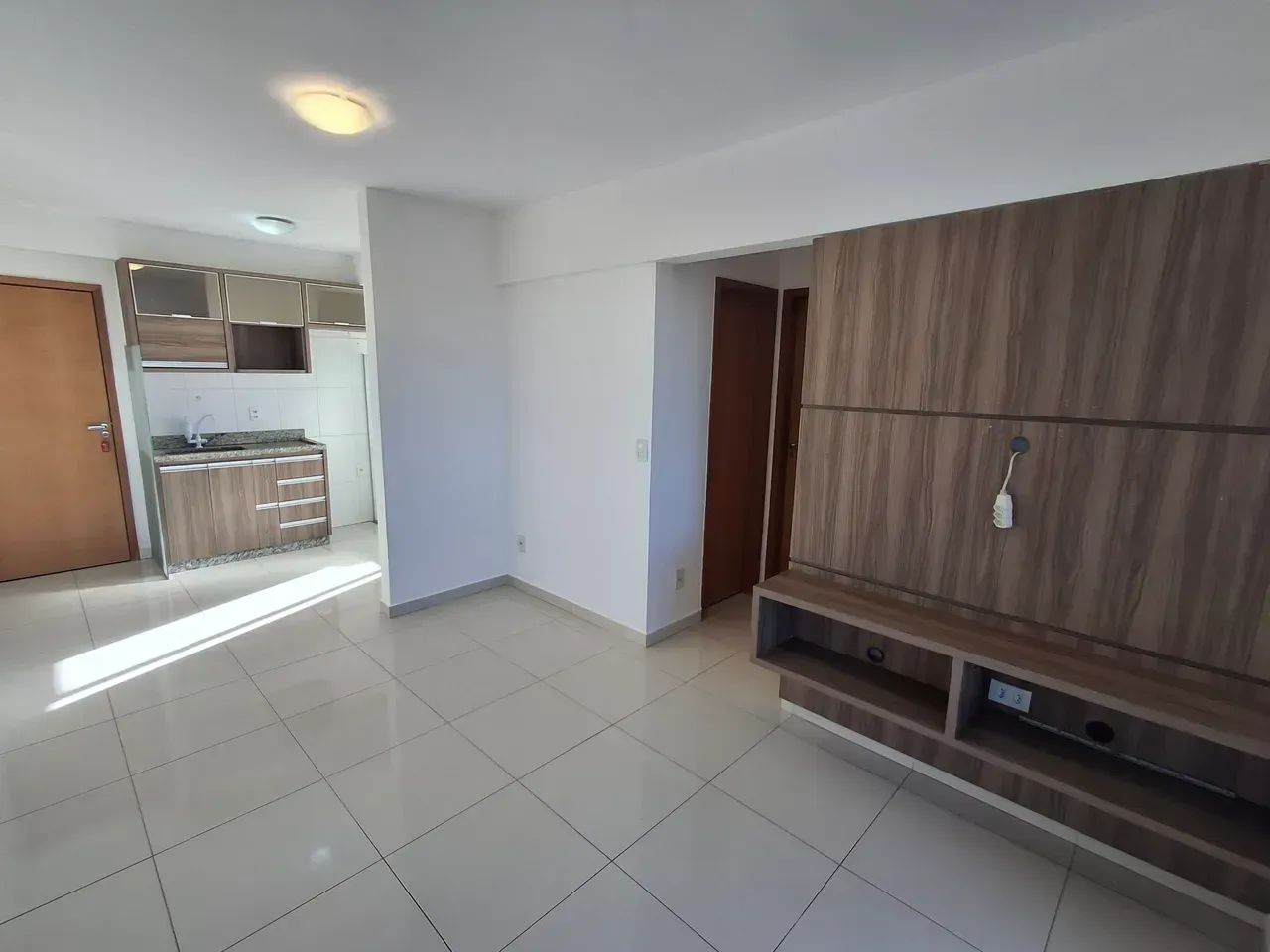Apartamento 60 M² 2 quartos com armários de aluguel Leste Universitário ao lado da PUC e U