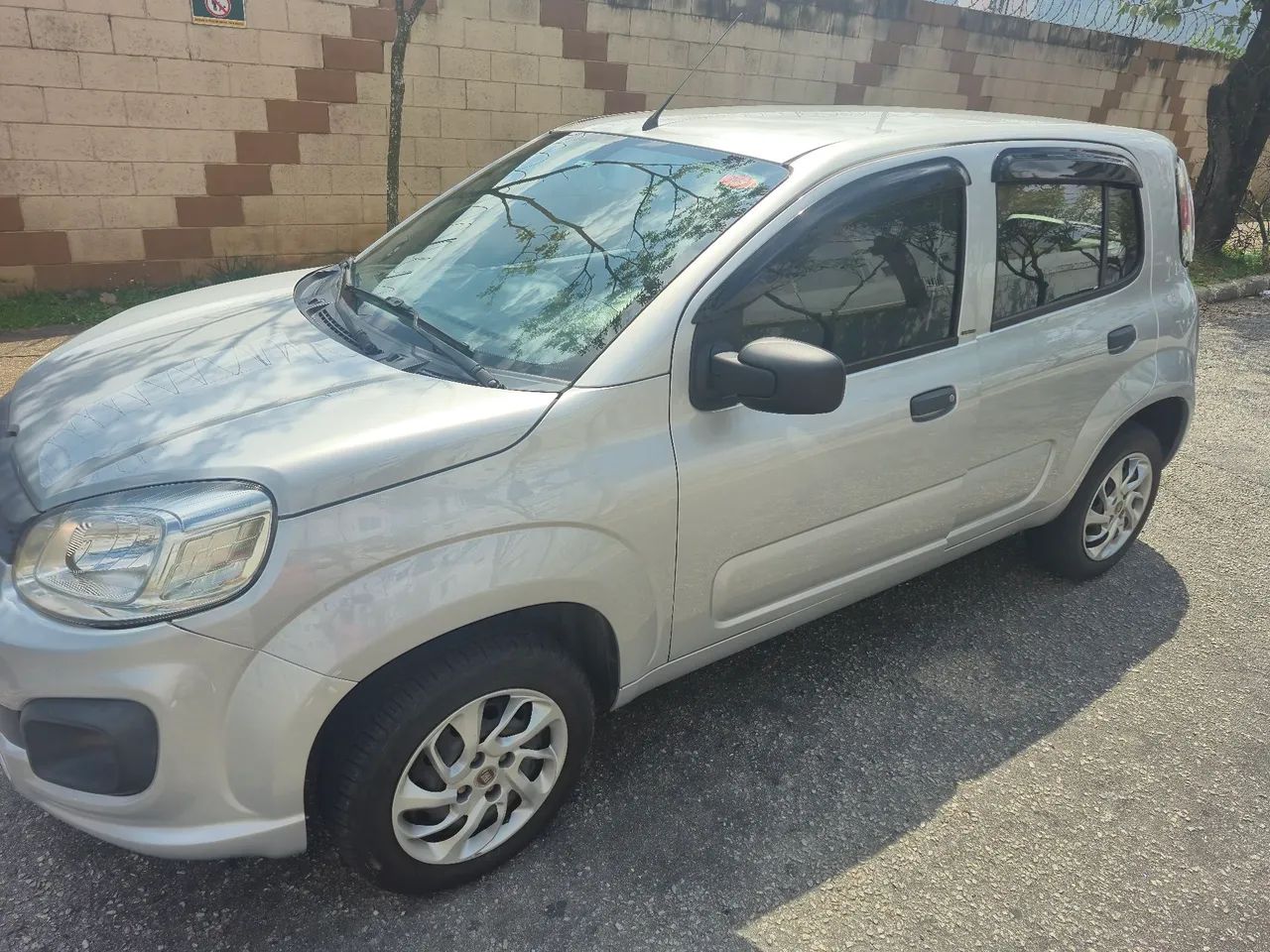 Fiat Uno Attractive 1.0 Flex 6V 5P 2017 - Foto 4
