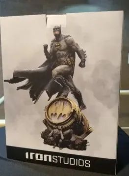 Batman deluxe Iron Studios CCXP 2023 1/10 - Foto 2