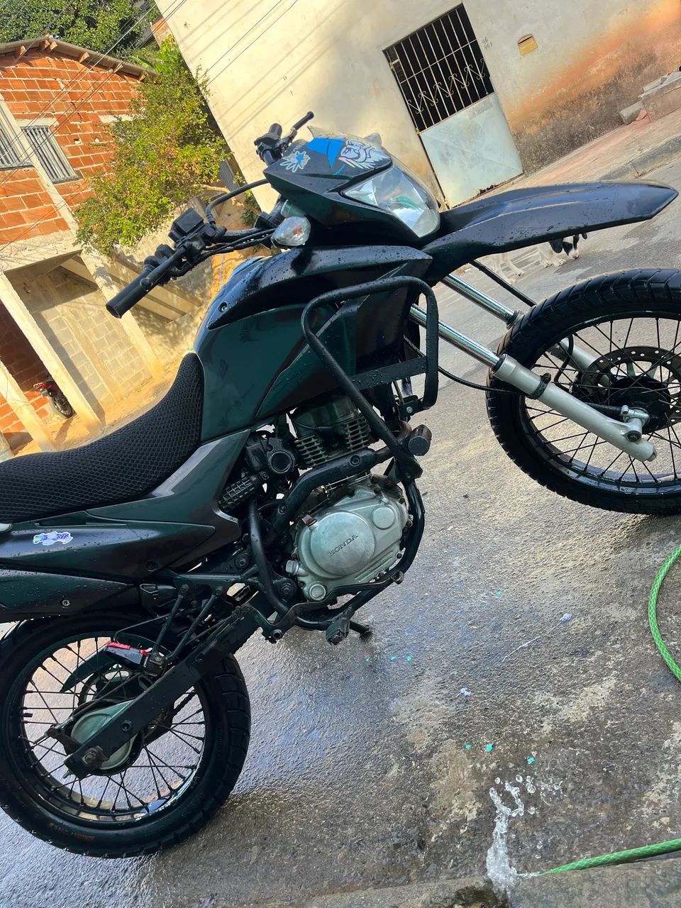 Bros 150