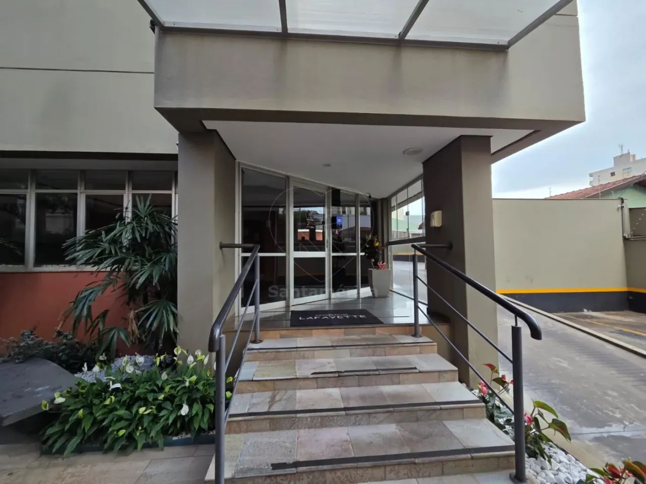 Apartamento à venda com 2 quartos no Edifício Lafayette, na Zona Oeste de Londrina - Foto 3