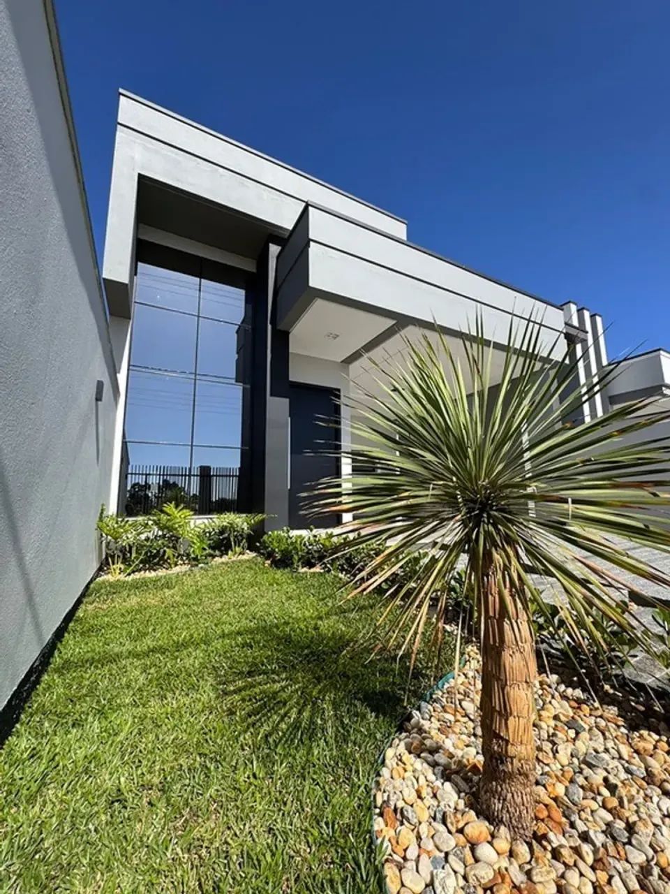 Casa 3 Quartos (1 Suíte)  Ótima Localização em Canelinha - Foto 2