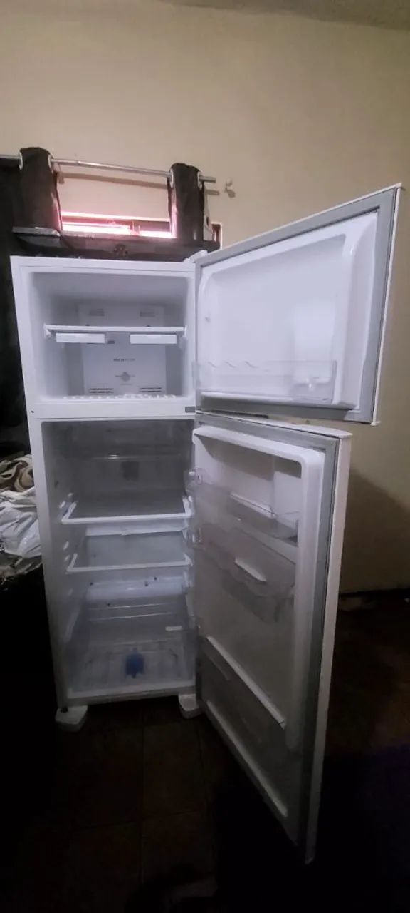 Geladeira Electrolux  - Foto 2