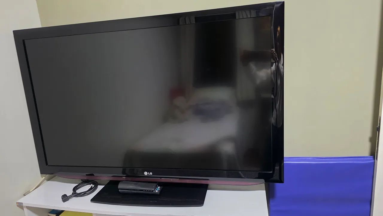 TV LG 47' modelo LD460 + Chromecast  - Foto 3