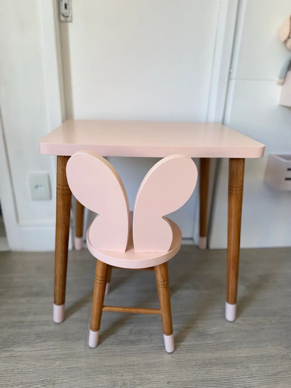 Mesa e cadeira infantil 