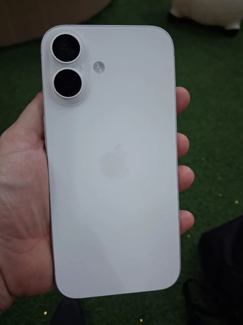 iPhone 16 128gb branco  - Foto 2
