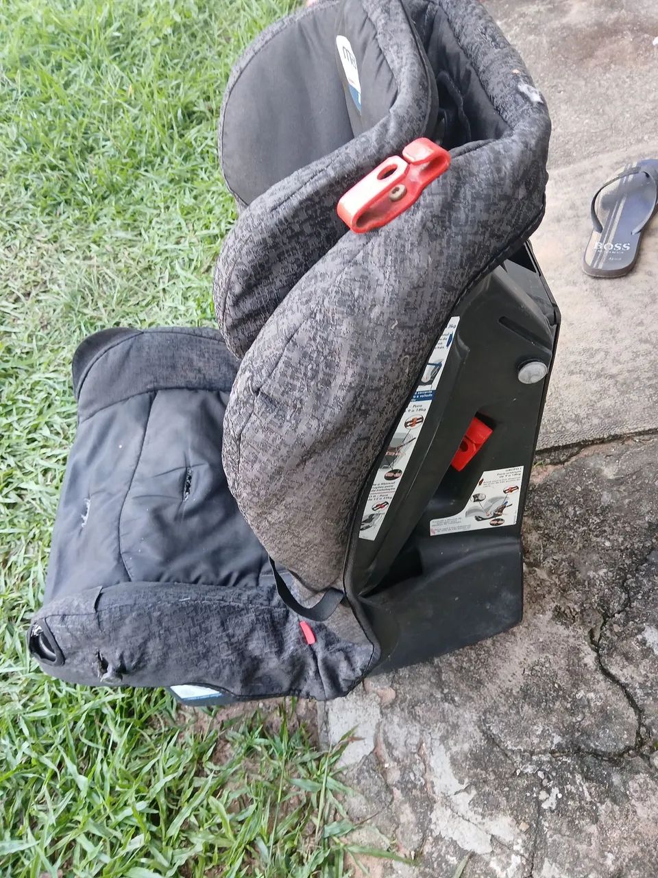 Uma cadeira de bebê usada - Foto 3