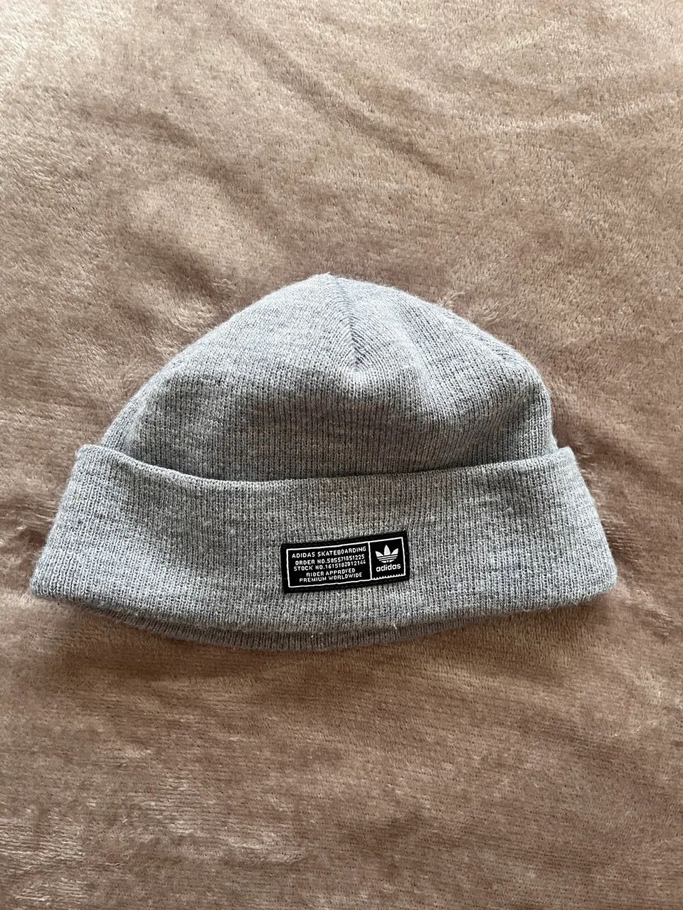 Gorro Adidas Stakeboarding Importado da Holanda - Foto 3