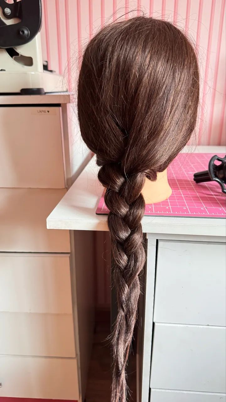 Boneca 50cm de cabelo para treino cabeleireiro - Foto 3
