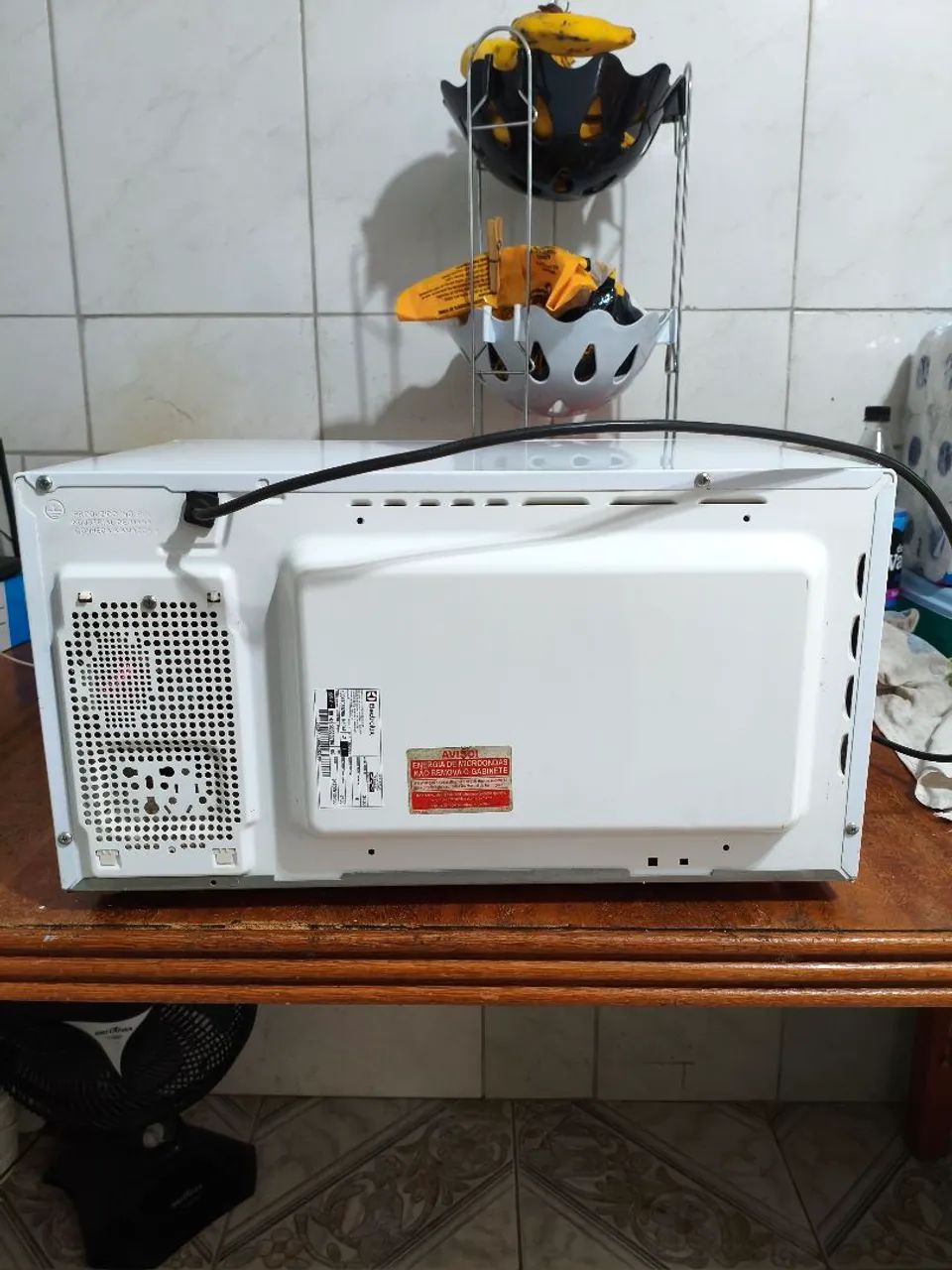 Micro-ondas Electrolux 34L - Funcionando Perfeitamente - Ótimo Estado - Foto 3