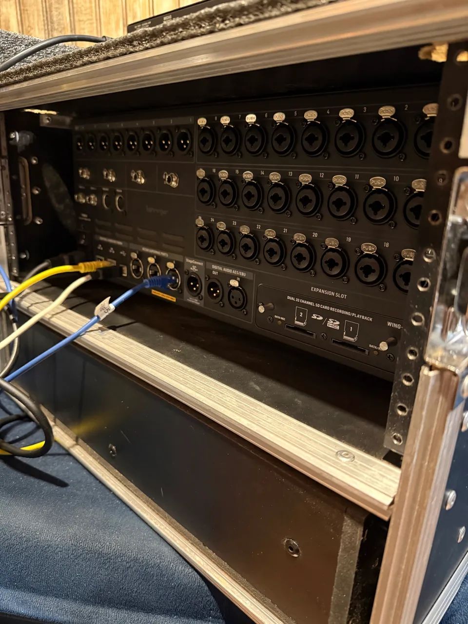Wing Rack Behringer + DL 16 Midas - Foto 5