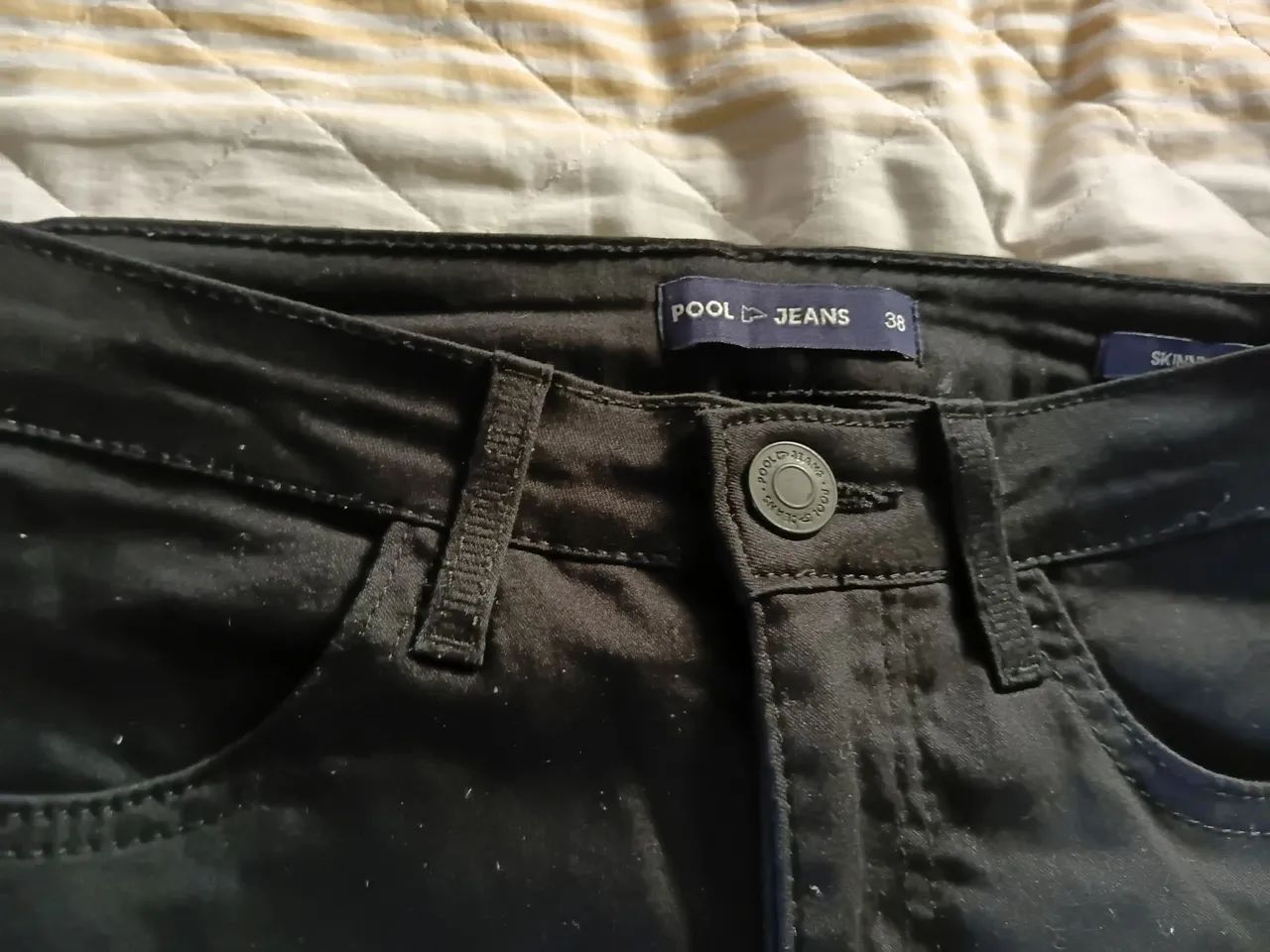 Vendo calça da pool lycra 38 usada só uma vez 40$