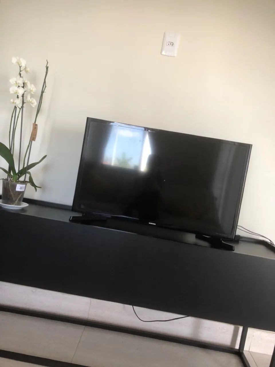 Vendo Smart TV Samsung de 32 polegadas (Modelo: UN32J4300AG) 