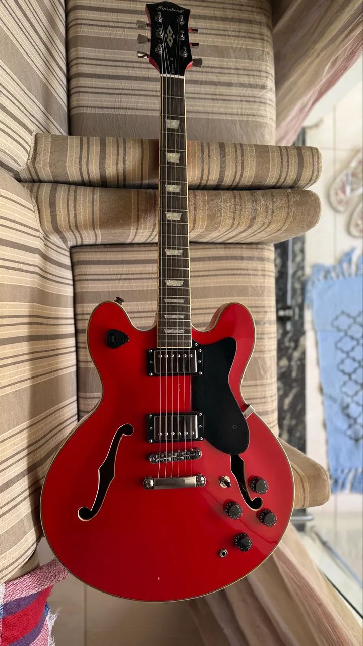 Guitarra Semiacústica Strinberg SHS300