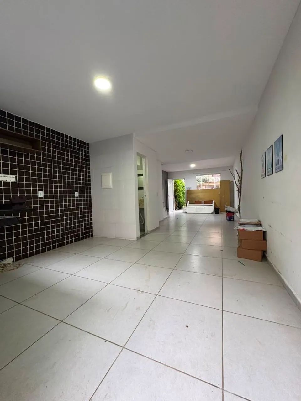 CASA COM 3QTOS E TERRAÇO  - Foto 3
