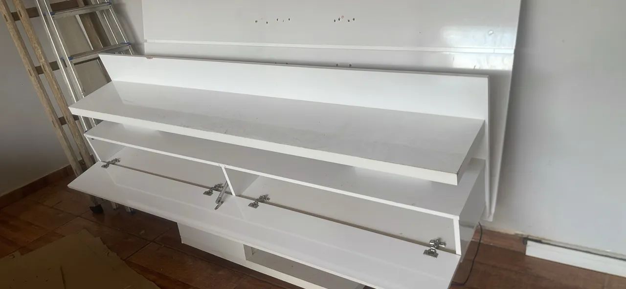 Kit sala com mesa de centro e painel BRANCO - Foto 4