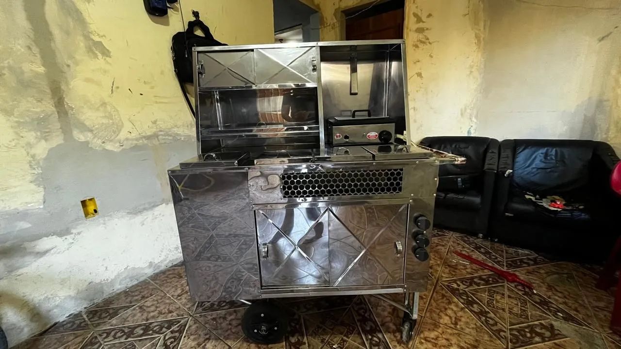 Carrinho de cachorro quente novo 
