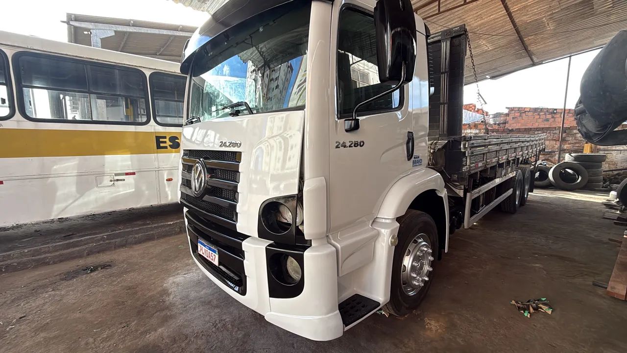 CAMINHÃO VOLKS 24-280 ano 2020 - Foto 4