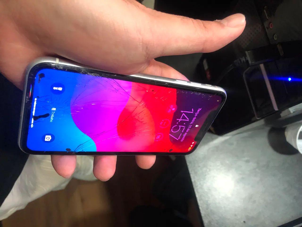 iphone XR 128GB.  - Foto 3