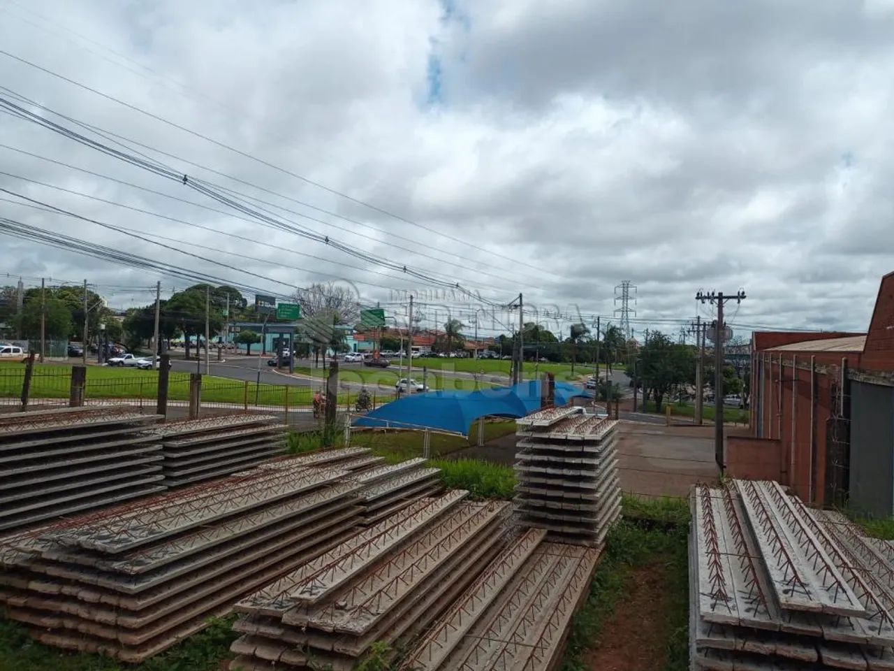 Imóvel Comercial Barracão Conjunto Habitacional Costa do Sol - Foto 2