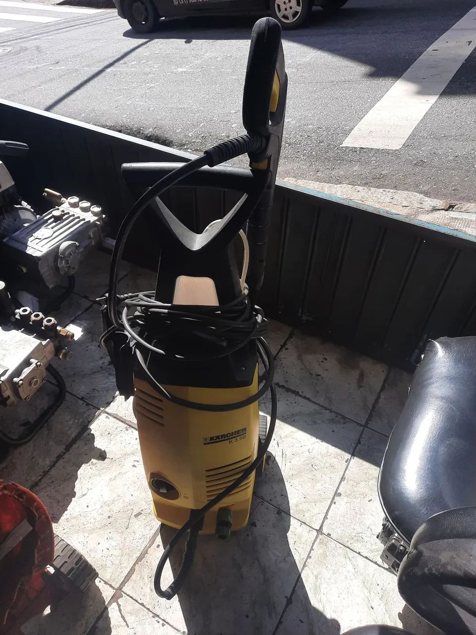 Lavadora de alta pressão Karcher  3.98 - Foto 2