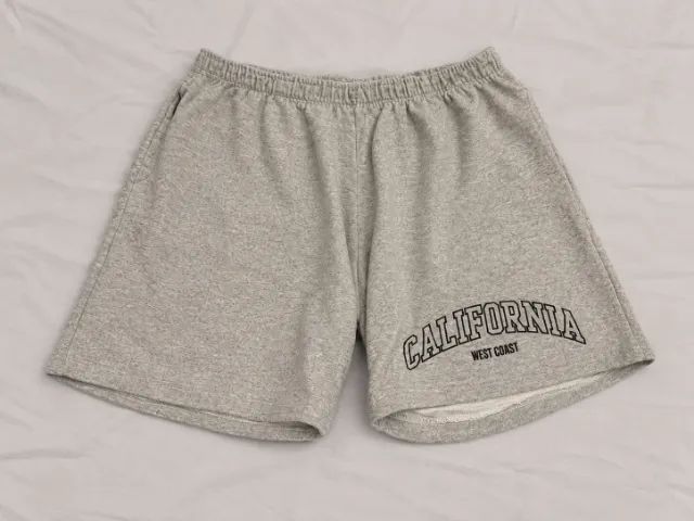 Short Moletom California West Coast Cinza Tam. M