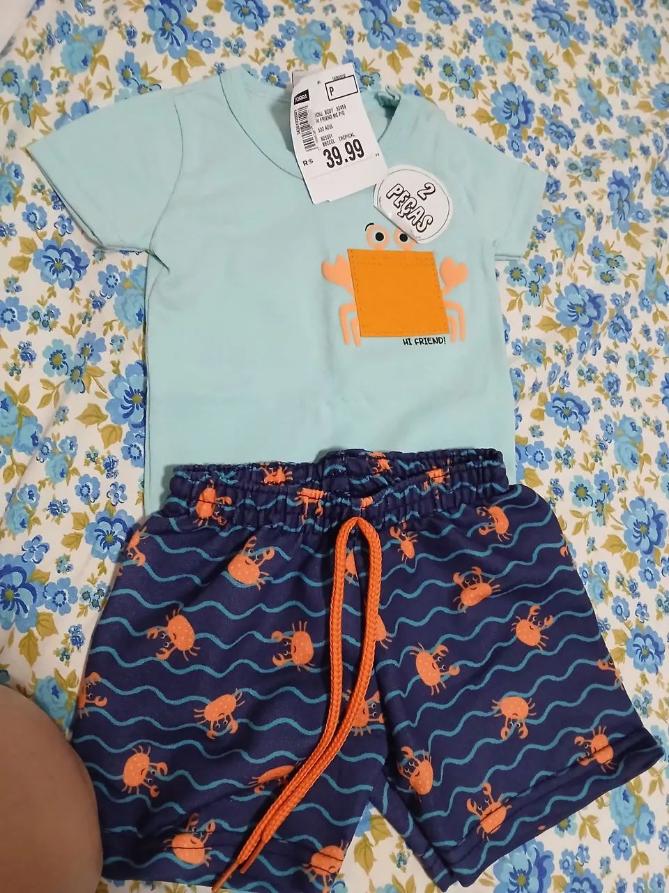 Roupa de bebê - Conjunto body e short 