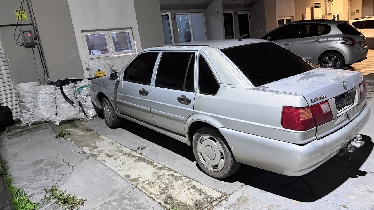 Volkswagen Santana Santana 2.0 Mi 2p e 4p 2001
