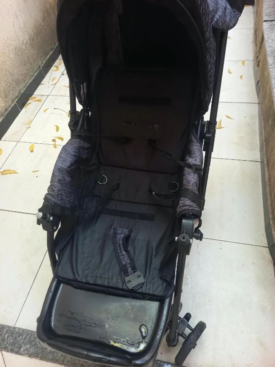 CARRINHO DE BEBÊ