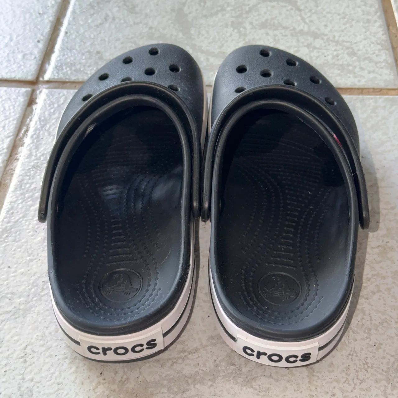 Crocs Original nunca usada Tamanho 39 - Foto 2
