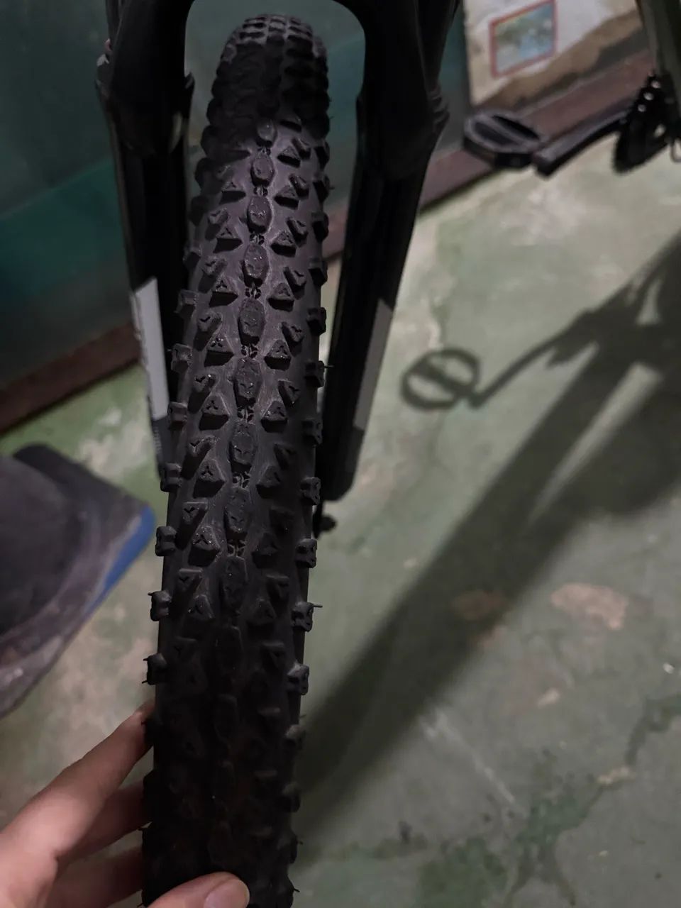 Bicicleta com marcha e retrovisor nova - Foto 3