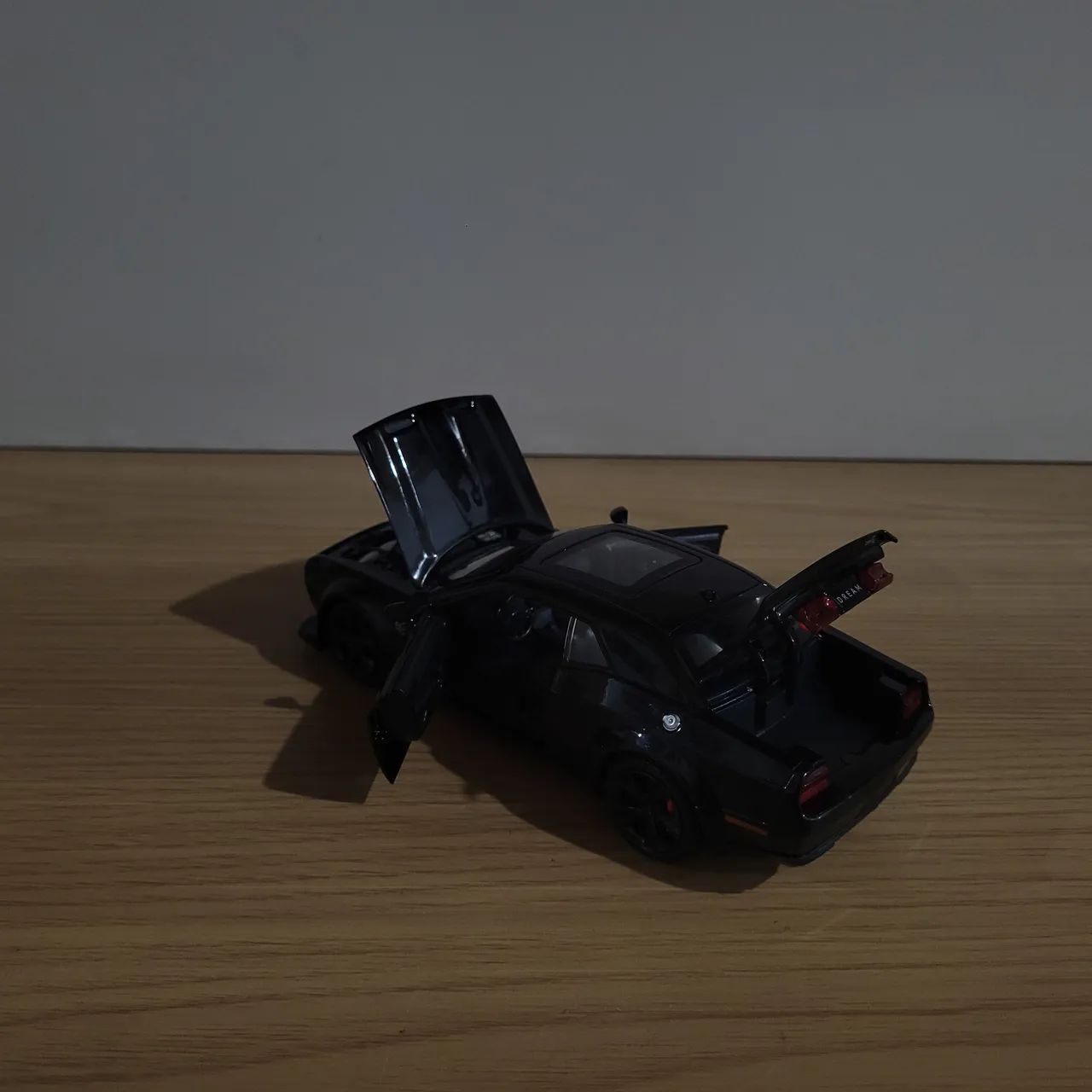 Dodge Challenger SRT Hellcat Miniatura - Foto 4